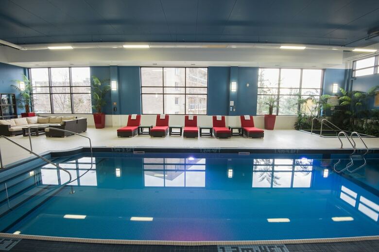 Hotel Four Points By Sheraton Winnipeg South