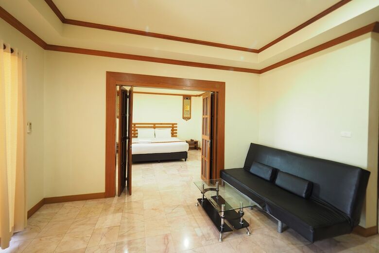 Amorn Sukhothai Hotel