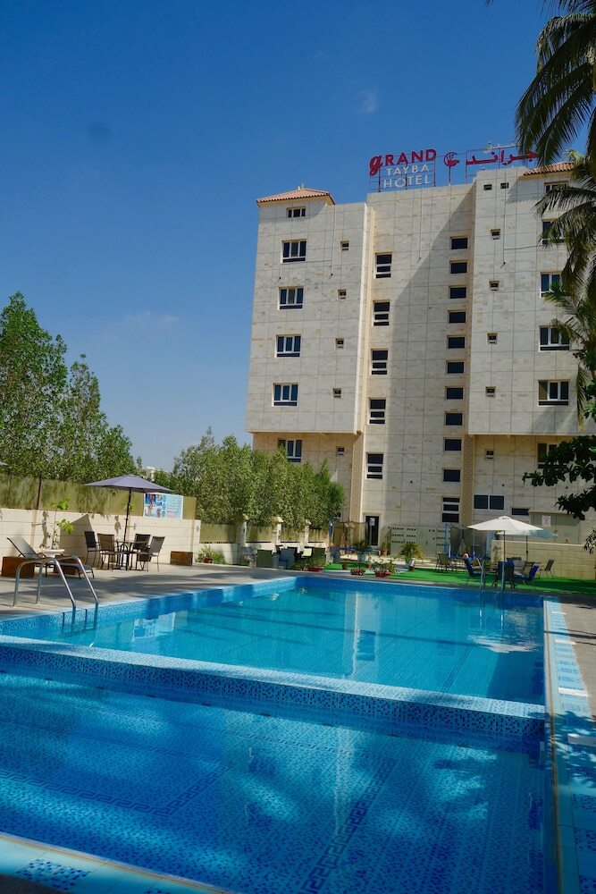 Grand Tayba Hotel