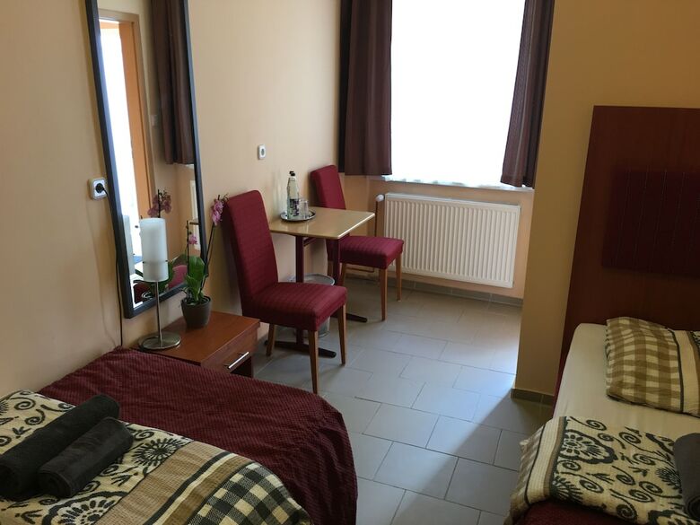Hotel Jelinski Beherbergungsst�tten