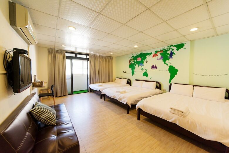Hotel Fengjia Coco Hostel