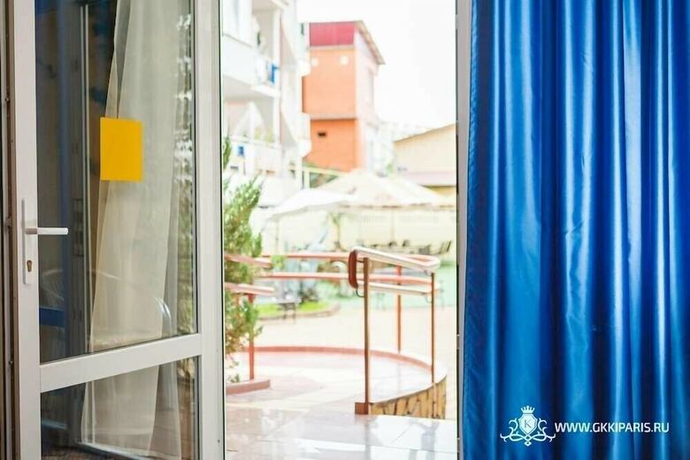 Kiparis Hotel