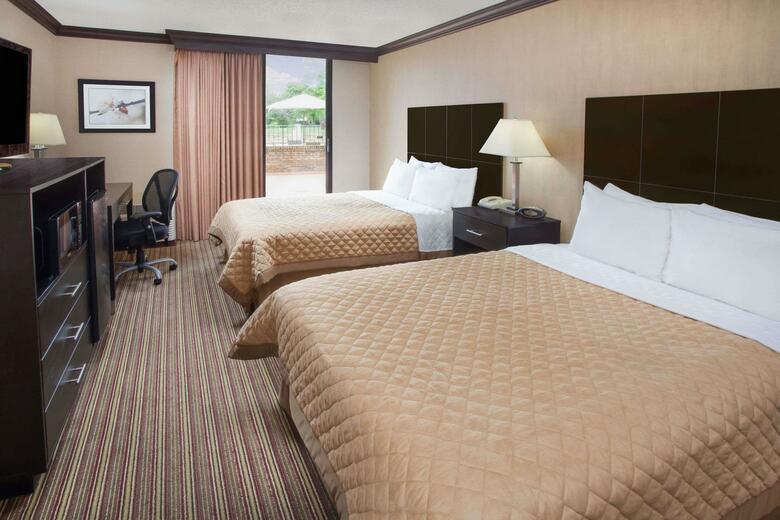 Hotel Wyndham Garden Schaumburg Chicago Northwest