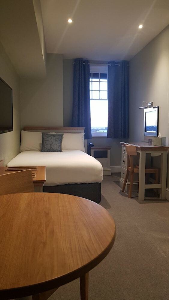 Star Hotel