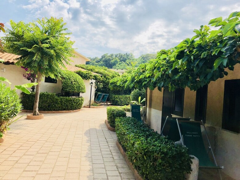 Hotel Villaggio Torre Ruffa