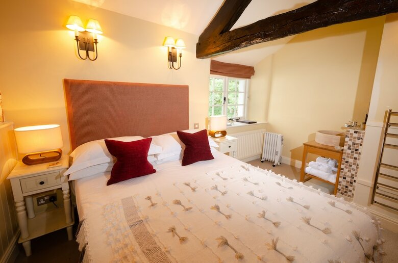 Hotel The Eltermere Inn