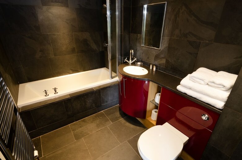 Hotel The Eltermere Inn