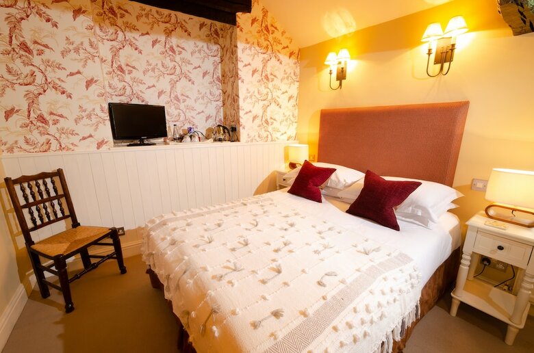 Hotel The Eltermere Inn