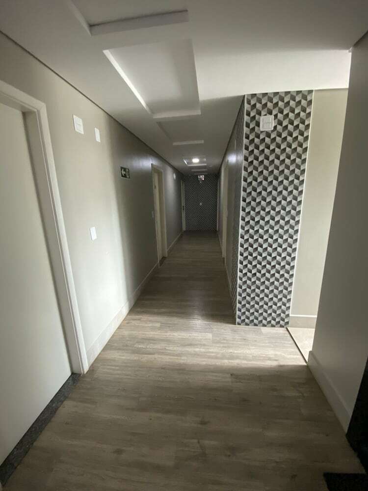 Hotel Avalon