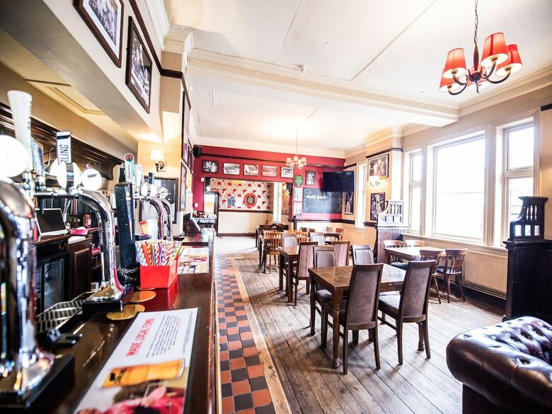 The Green Man Pub And Hotel