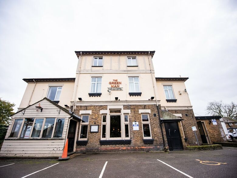 The Green Man Pub And Hotel