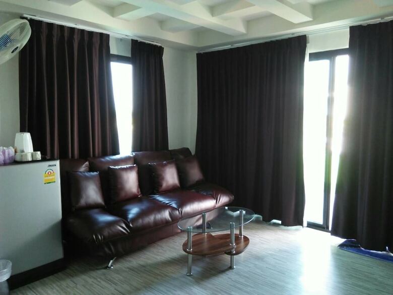 Hotel I View Park Resort