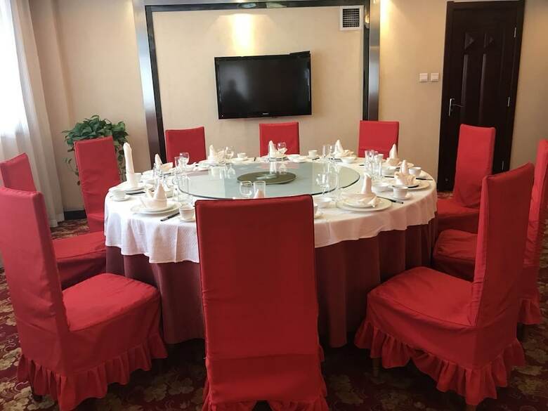 Rong Jiang International Hotel
