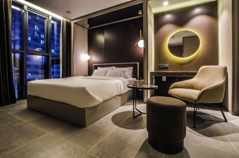 Hotel The Designers Premier Kondae