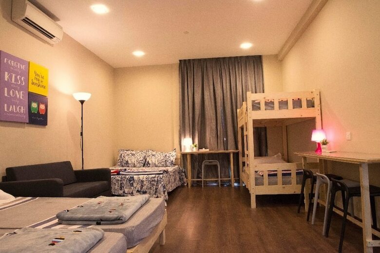 Apartamentos Yoom @ Riverson Duplex 12 Pax
