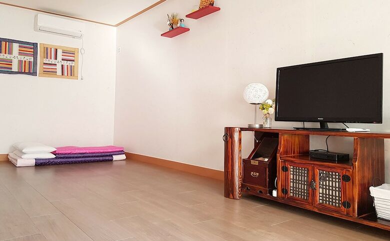 Hotel Pretty Hanok House