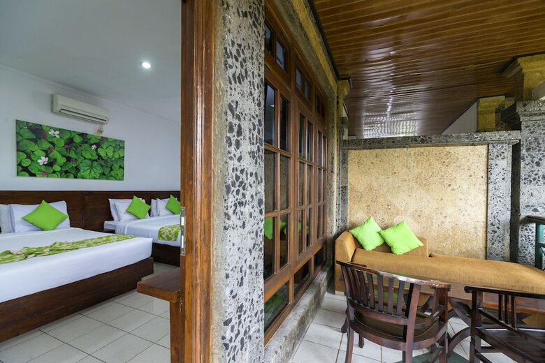 Bed & Breakfast Bali Wirasana Inn