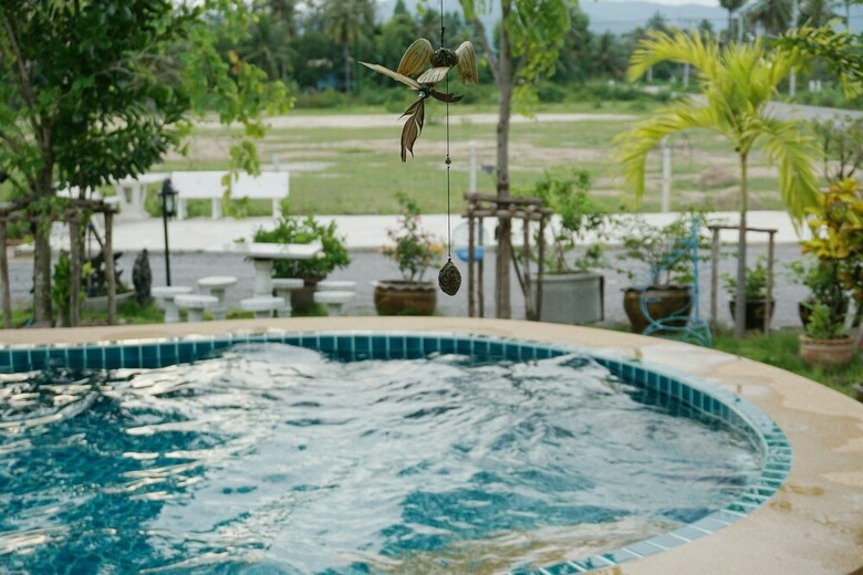Villa Sky & Water Resort