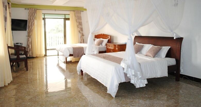Victoria Royal Beach Hotel