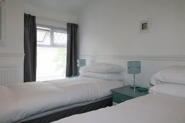Bed & Breakfast The Shoreline Hotel