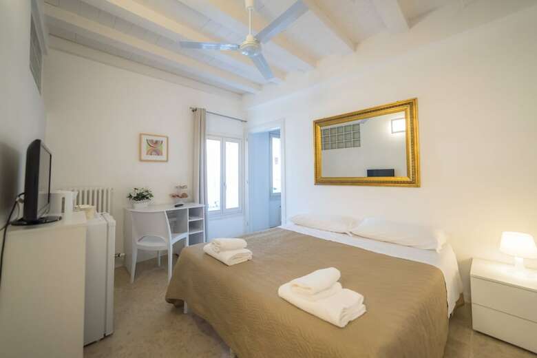 Academia Resort