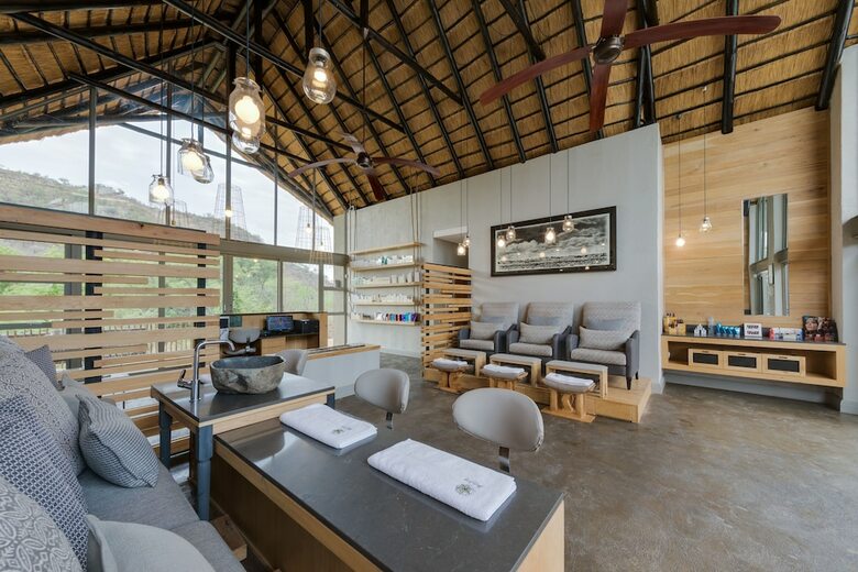 Posada Bakubung Self-catering Chalets