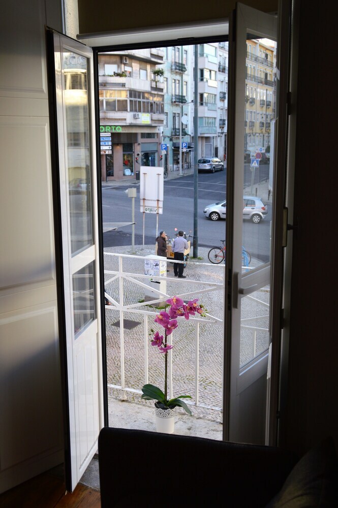 Hotel Rooms Fado