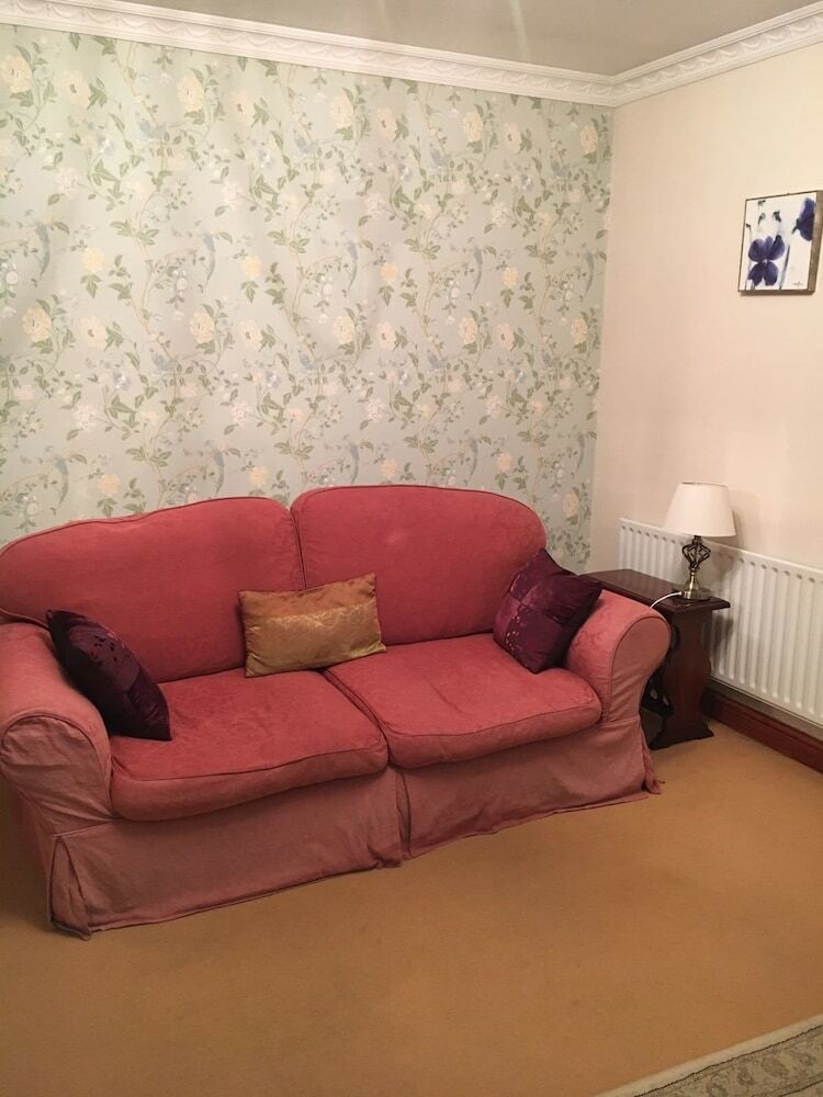 Ashbank Lodge Bed And Breakfast