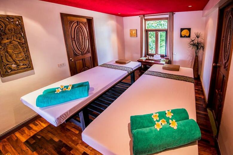 Hotel Leela House