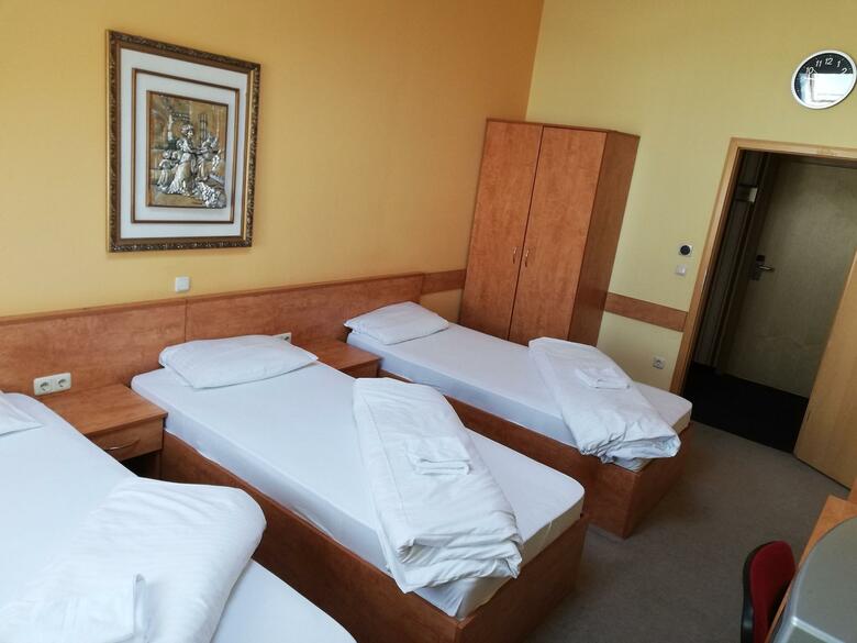 Albatros Airport Hotel