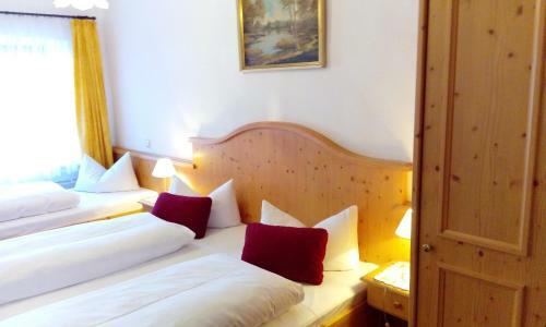 Hostal Hotel Pension Lindenhof