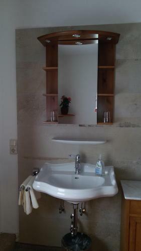 Hostal Hotel Pension Lindenhof