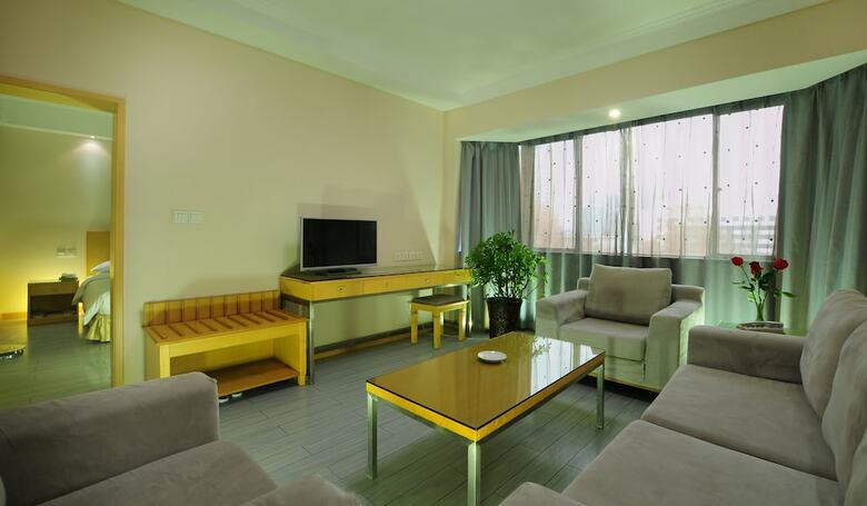 Silk Road Hotel