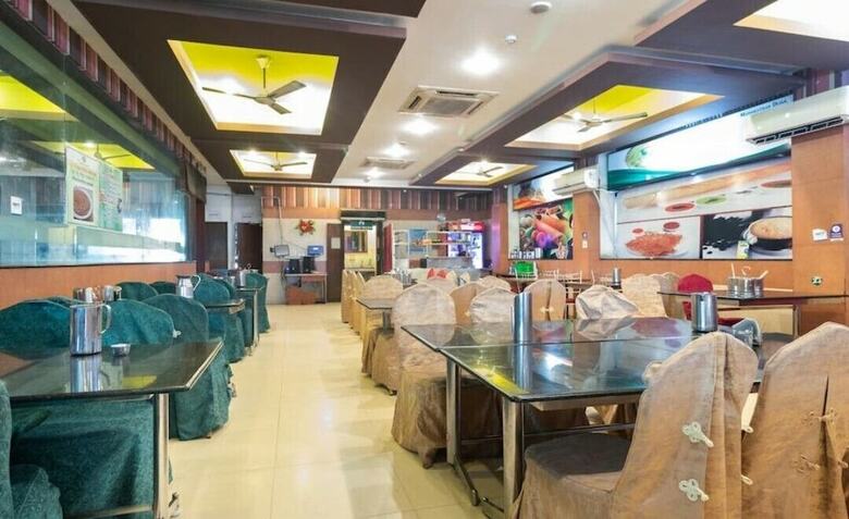 Hotel Vassi Palaze