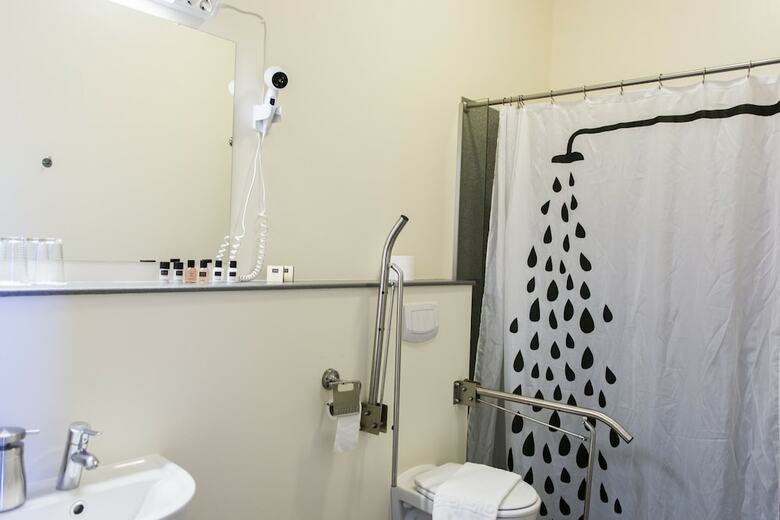 Hotel H�fn Inn Guesthouse