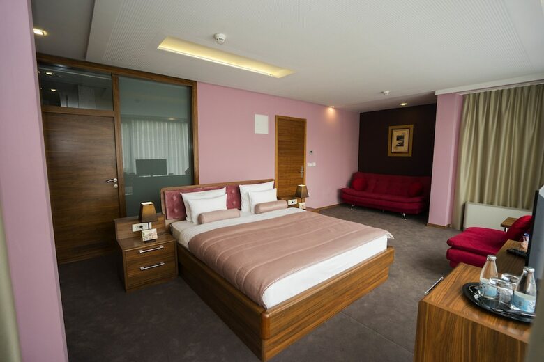 Hotel Ru?a