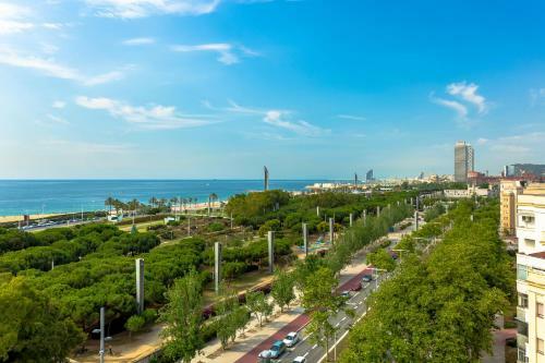 Apartamentos Urban District - Rambla Suites & Pool