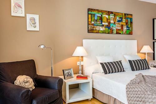Apartamentos Urban District - Rambla Suites & Pool