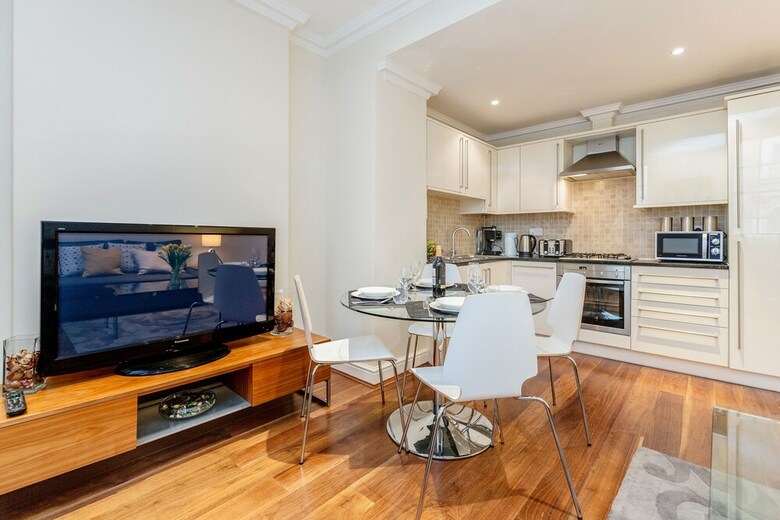 Spectacular Strand Two Bed Apartment