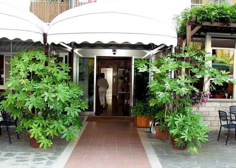 Hotel Fior Di Pino