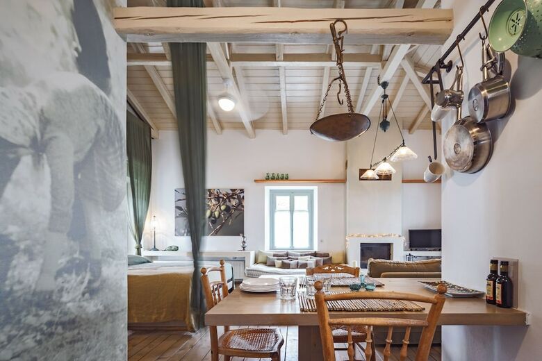 Hotel Mazaraki Guesthouse