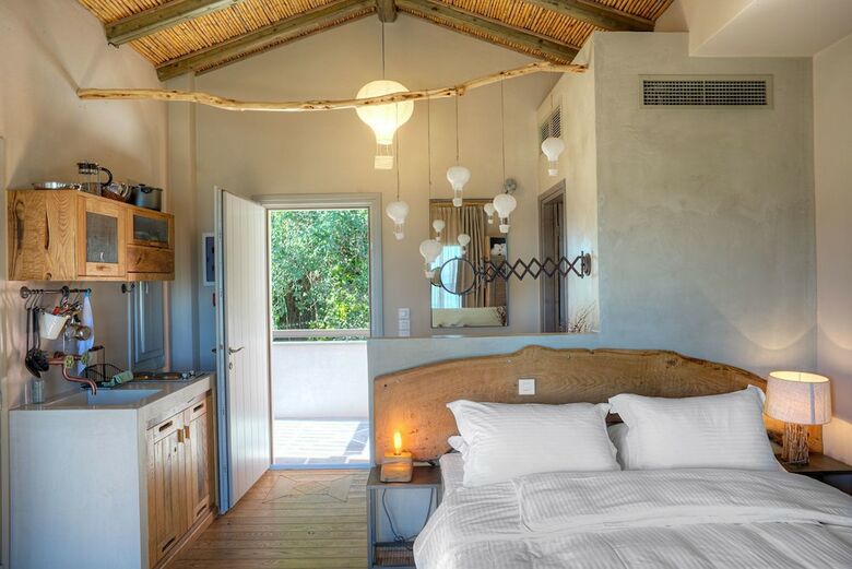 Hotel Mazaraki Guesthouse