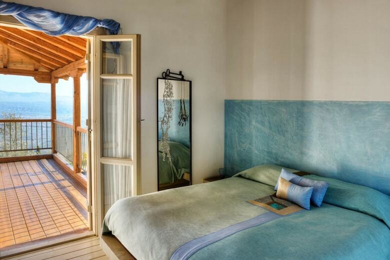 Hotel Mazaraki Guesthouse