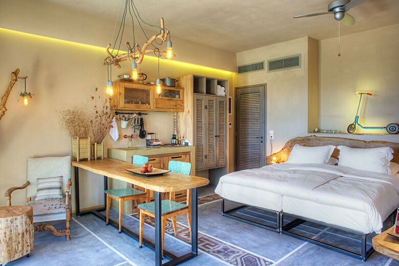 Hotel Mazaraki Guesthouse