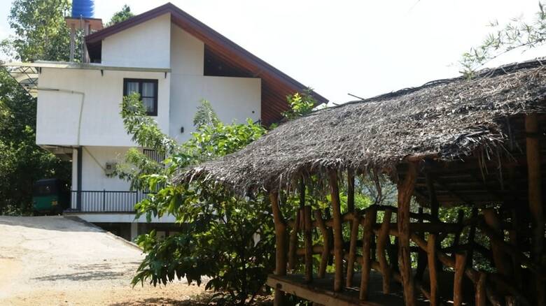 Birds Paradise Hotel