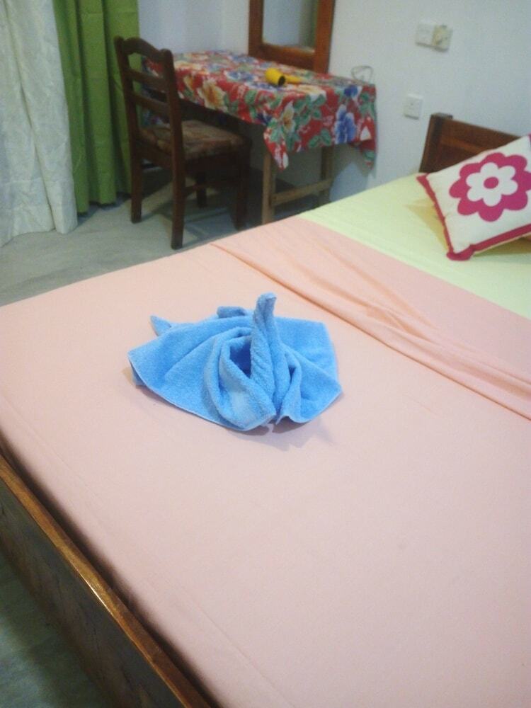 Hotel Lagoon Beach Resort