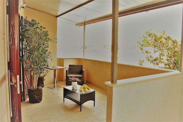 Villa Aurora B&B