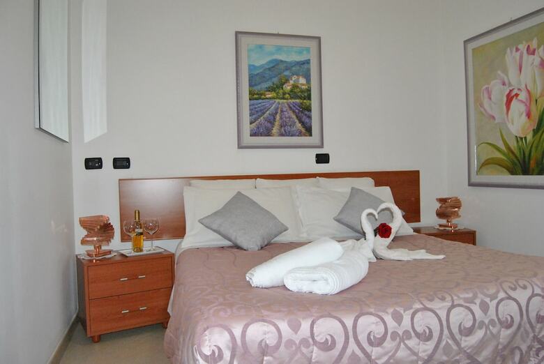 Villa Aurora B&B