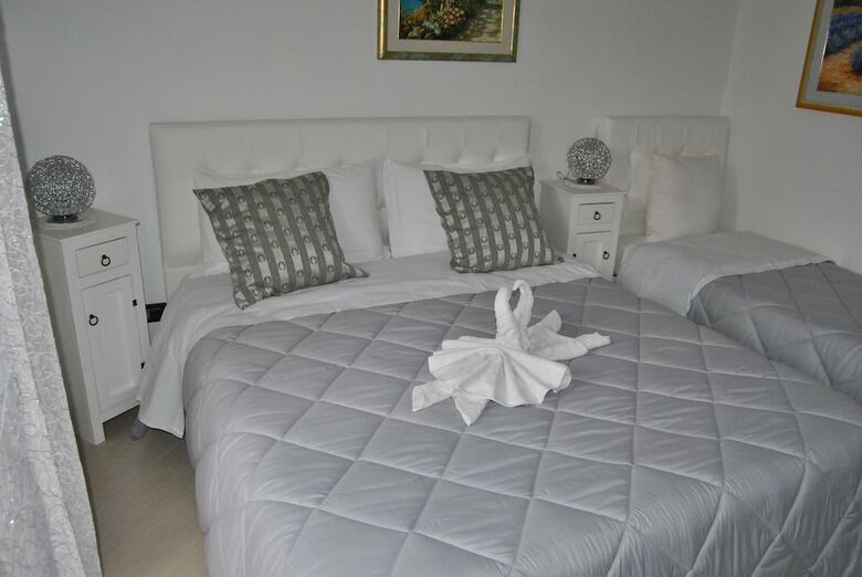Villa Aurora B&B