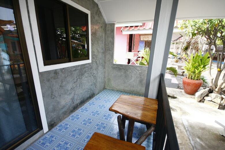 Hotel Poopreaw Resort